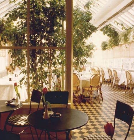 08 - 2023 - Gees Restaurant & Bar - Oxford - Low Res - History Victorian Conservatory