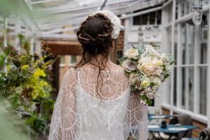 A7R03092 - 2023 - Gees Restaurant & Bar - Oxford - High Res - Spring Wedding Glasshouse Flowers - Web Feature