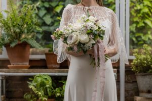 A7R03099 - 2023 - Gees Restaurant & Bar - Oxford - High Res - Spring Wedding Glasshouse Flowers - Web Feature