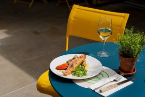 A7R08026 - 2023 - Gees Restaurant & Bar - Oxford - High Res - Grilled Red Mullet New Potatoes Romesco Secret Garden White Wine - Web Hero